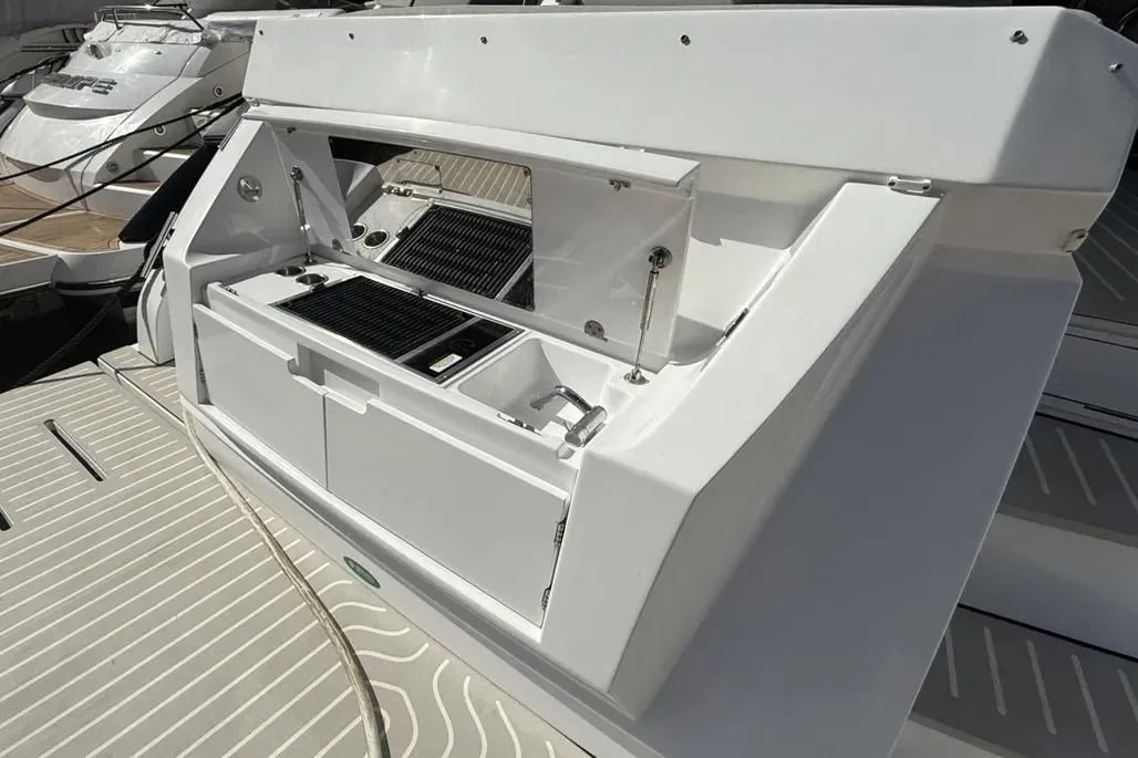 2020 Azimut Atlantis 51 for sale (photo 19)