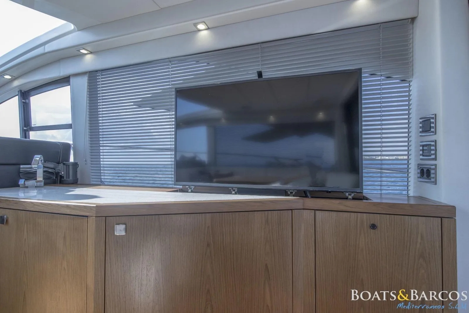 2018 Sunseeker Predator 50 te koop (photo 10)