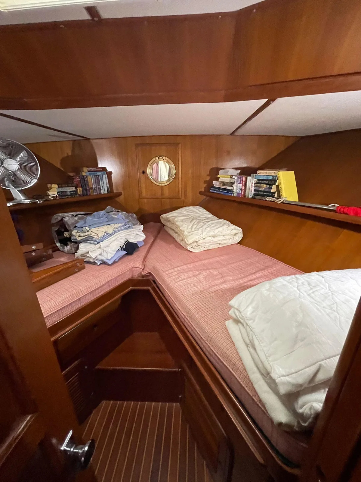1990 Trader 41 + 2 for sale (photo 9)