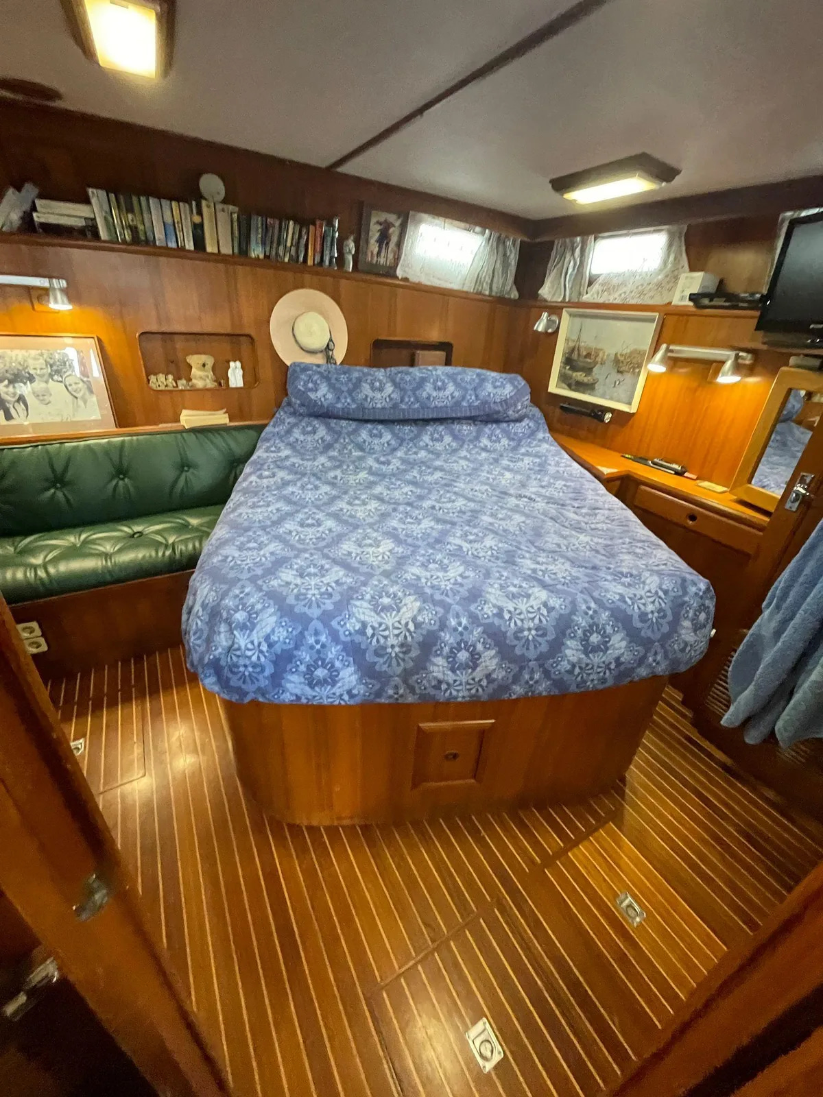1990 Trader 41 + 2 for sale (photo 13)