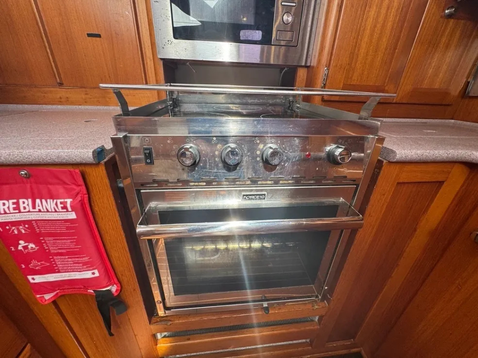 1998 Fantasi 44 te koop (photo 24)