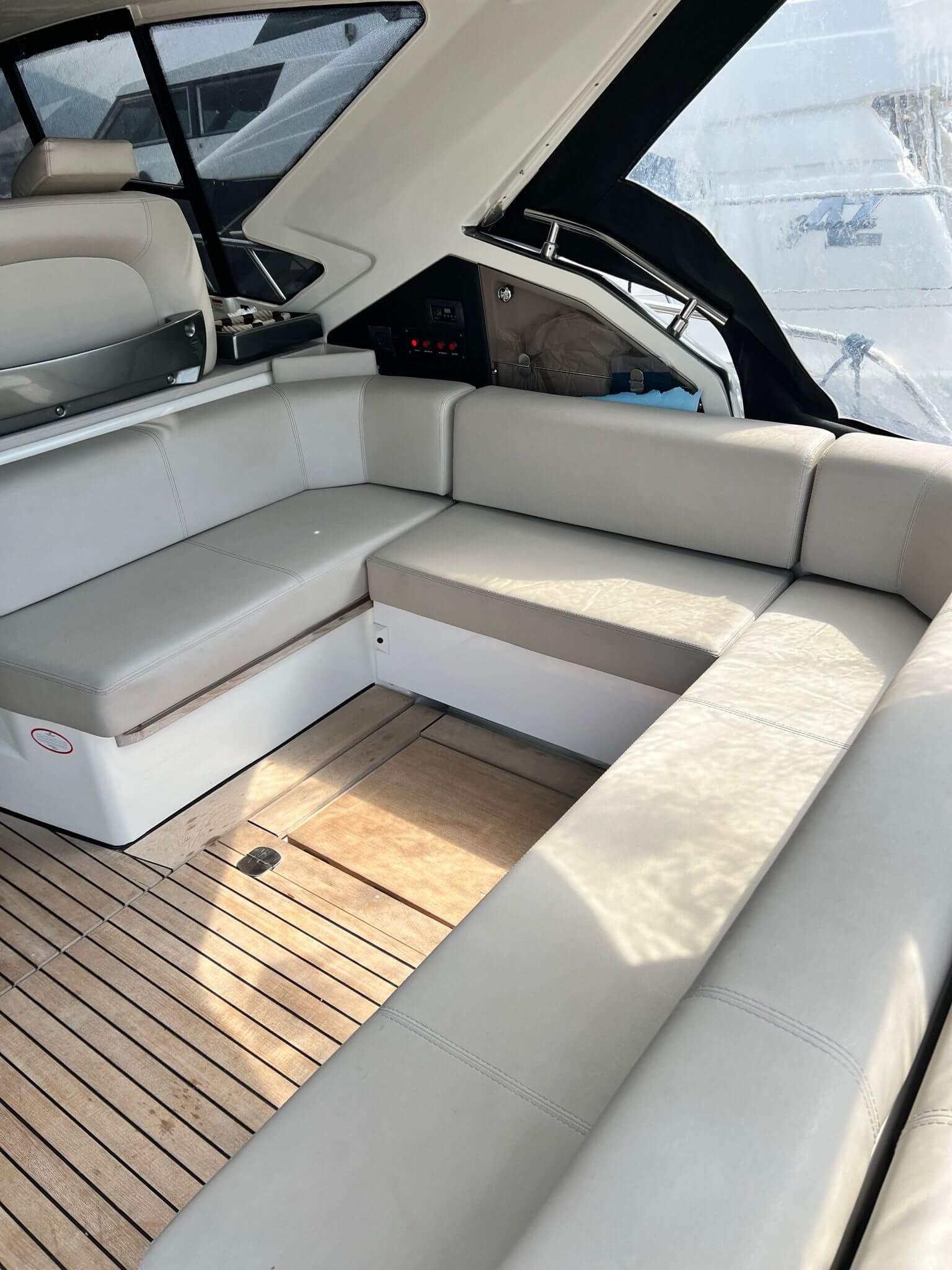 2013 Cranchi M 44 in vendita (photo 18)