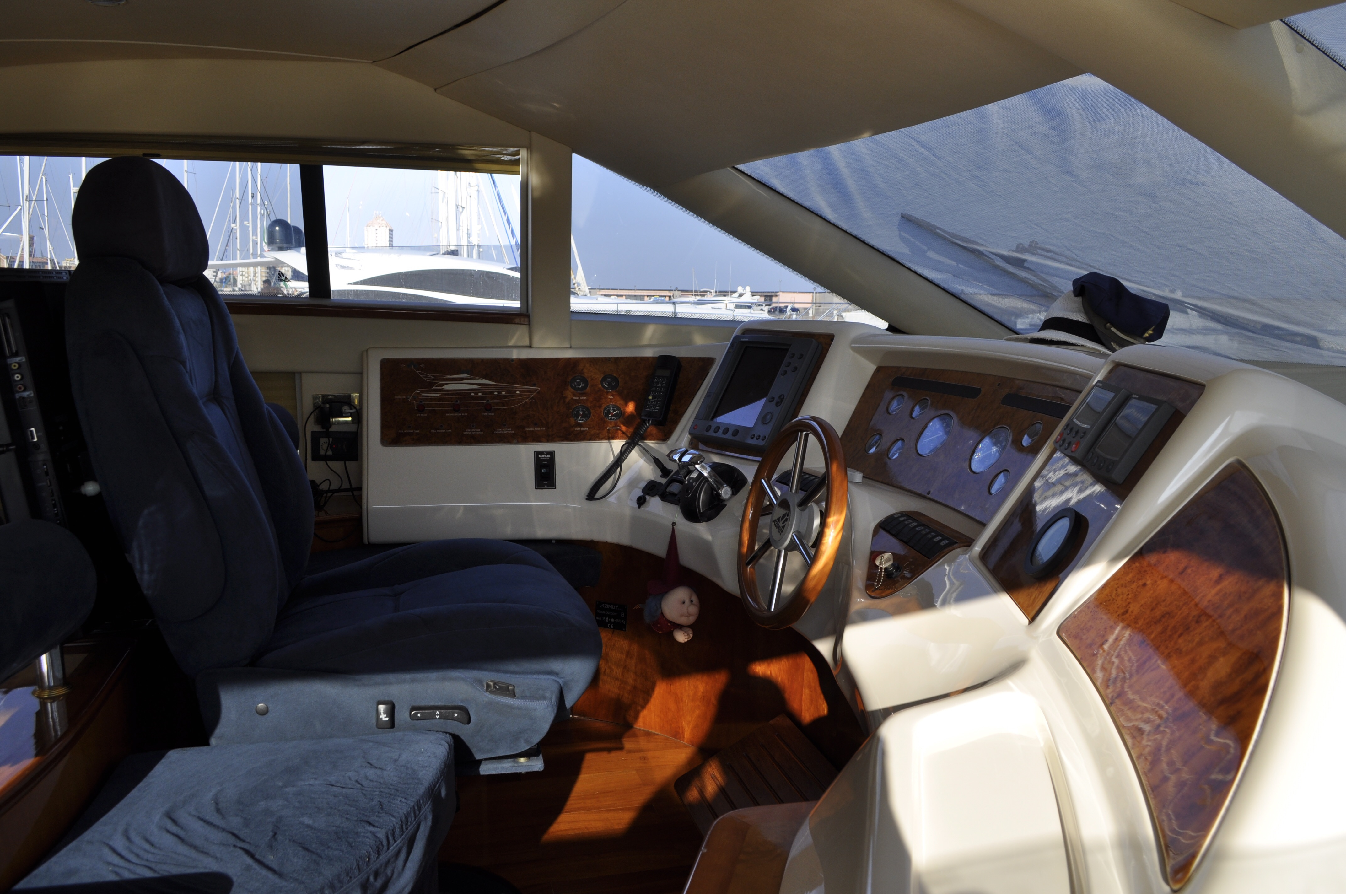 2001 Azimut 58 Fly na sprzedaż (photo 9)