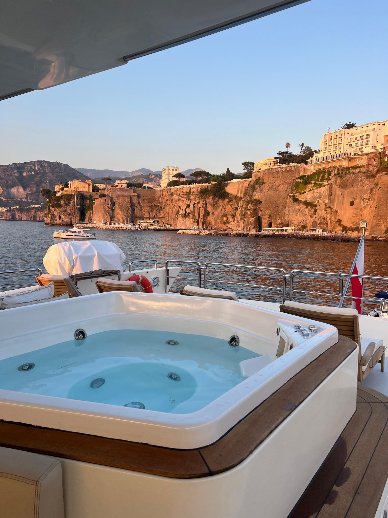 2006 Azimut 116 zu verkaufen (photo 10)
