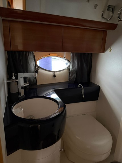 1999 Princess V55 en venta (photo 11)