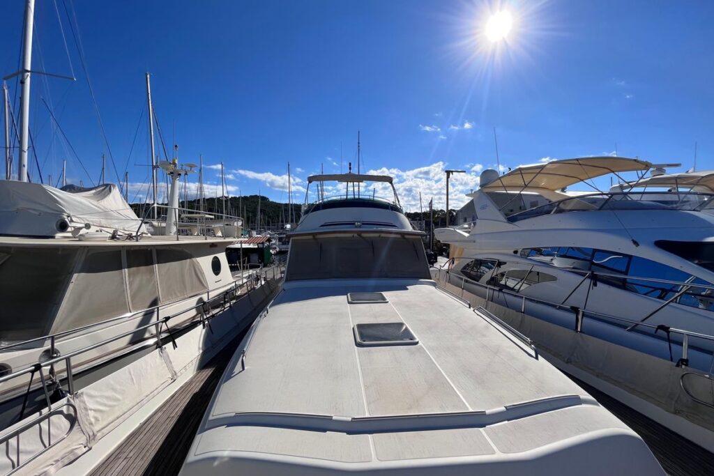 2009 Menorquin Yacht 180 for sale (photo 10)