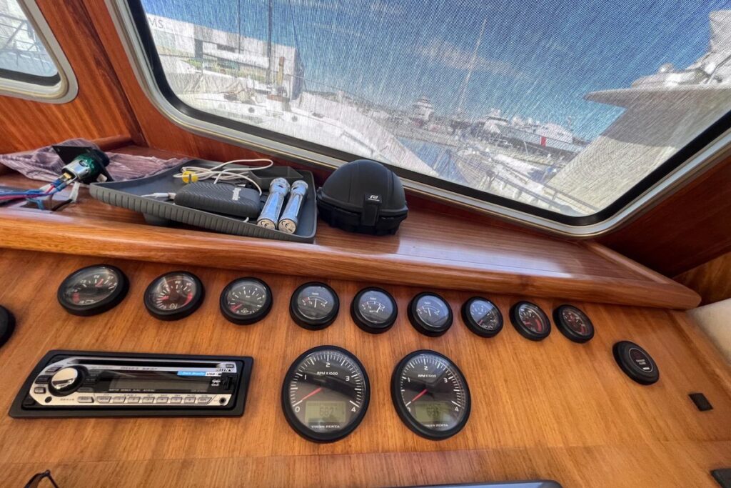 2009 Menorquin Yacht 180 for sale (photo 23)