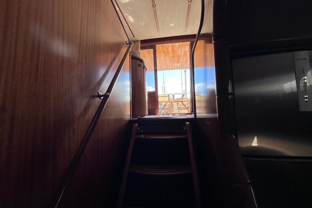2009 Menorquin Yacht 180 for sale (photo 24)