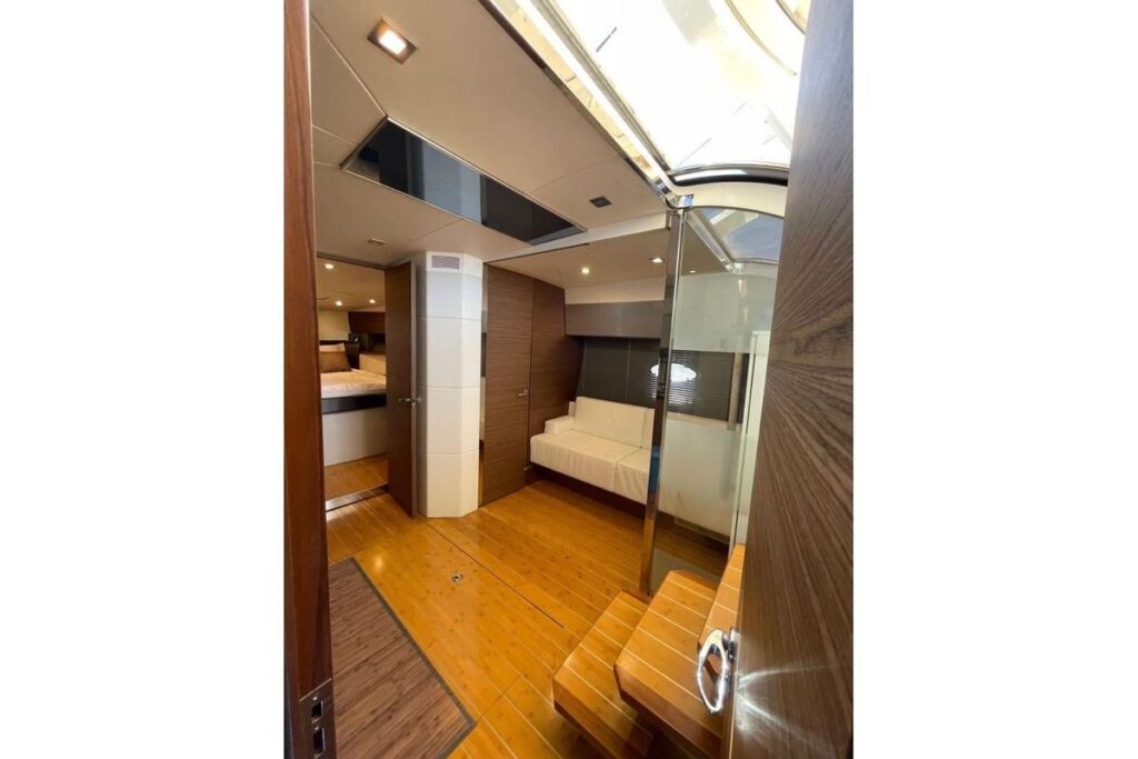 2010 Rio 46 Air te koop (photo 12)
