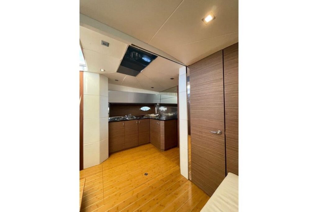 2010 Rio 46 Air te koop (photo 13)