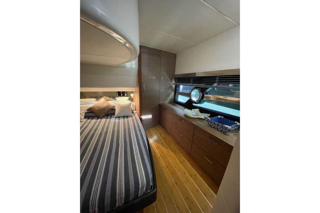 2010 Rio 46 Air te koop (photo 15)
