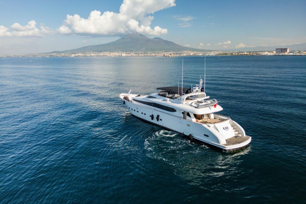 1999 Maiora 31 DP for sale (photo 8)