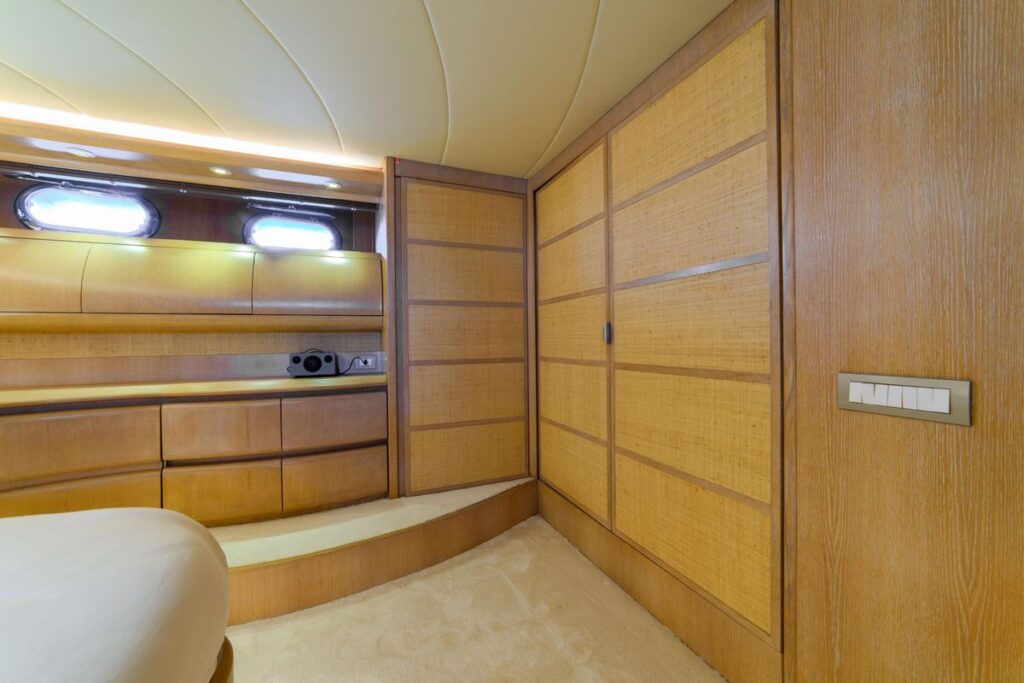 1999 Maiora 31 DP for sale (photo 46)