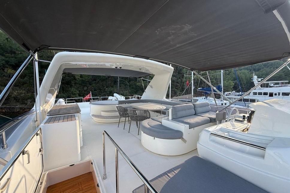 2008 Ferretti 830 zu verkaufen (photo 7)