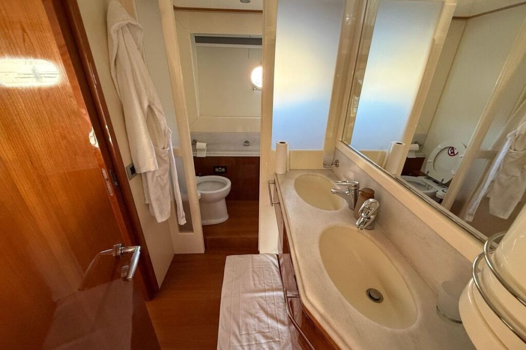 2008 Ferretti 830 zu verkaufen (photo 38)
