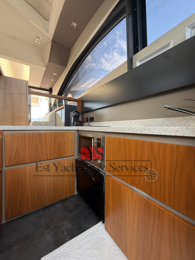 2013 Fairline Targa 62 GT for sale (photo 25)