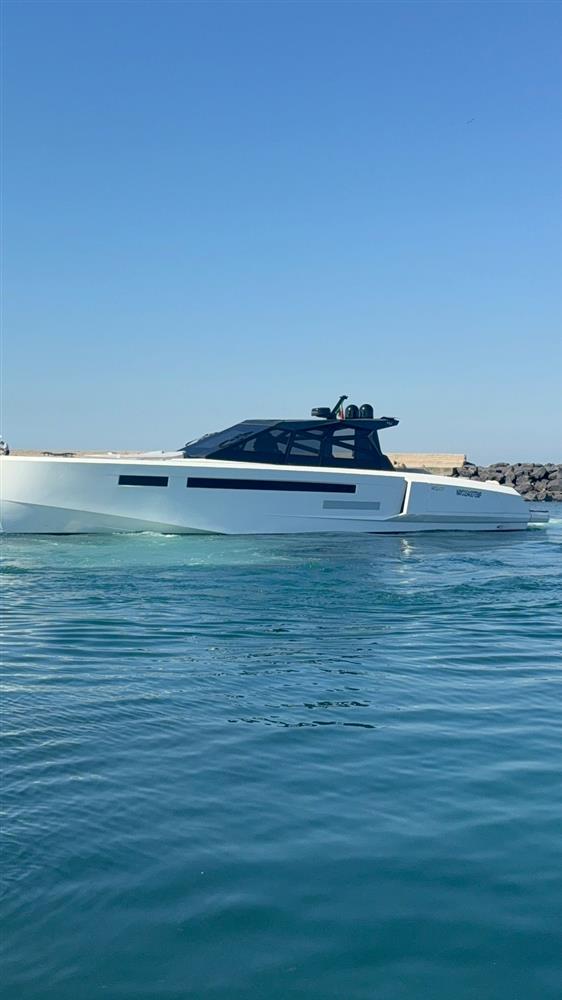 2025 Evo Yachts R6 + for sale (photo 37)