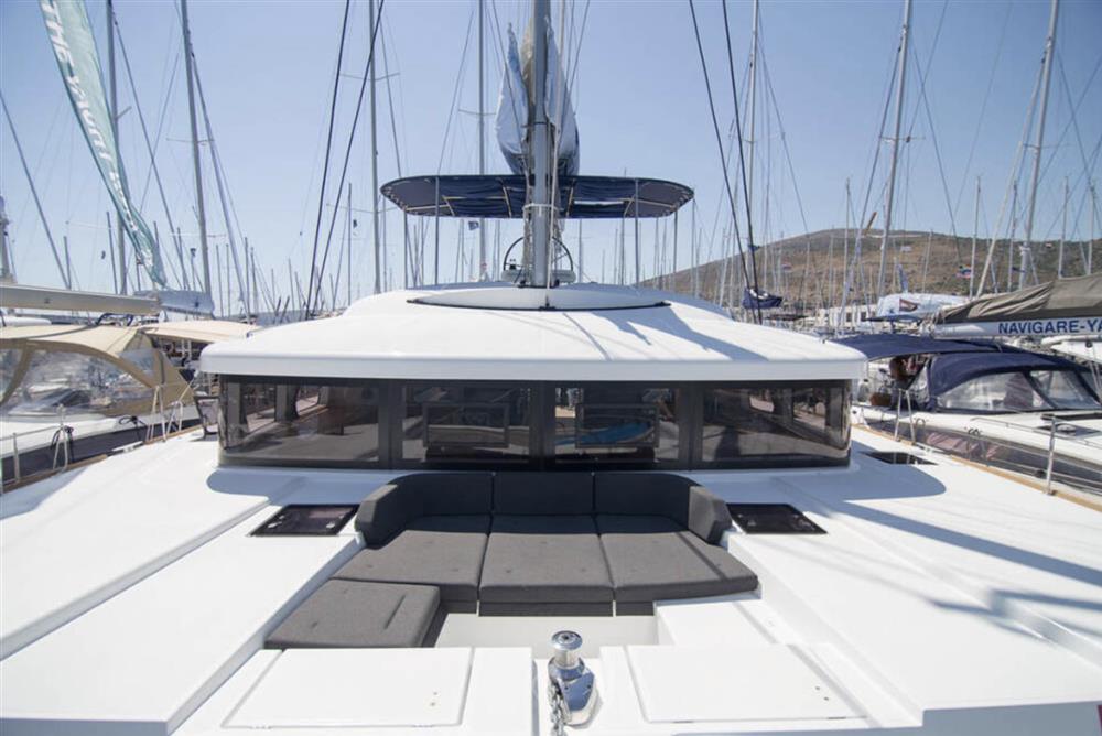 2017 Lagoon 52F for sale (photo 14)