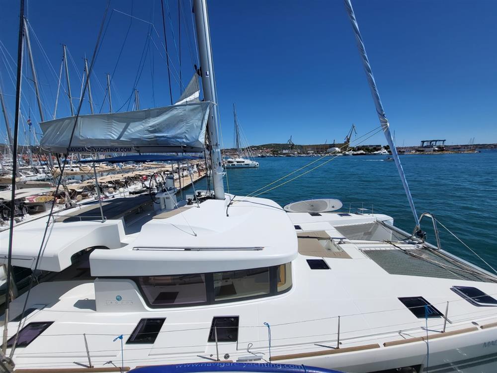 2017 Lagoon 52F for sale (photo 17)