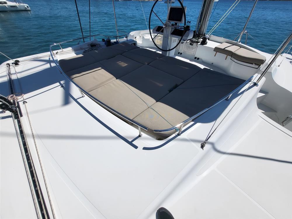 2017 Lagoon 52F for sale (photo 19)