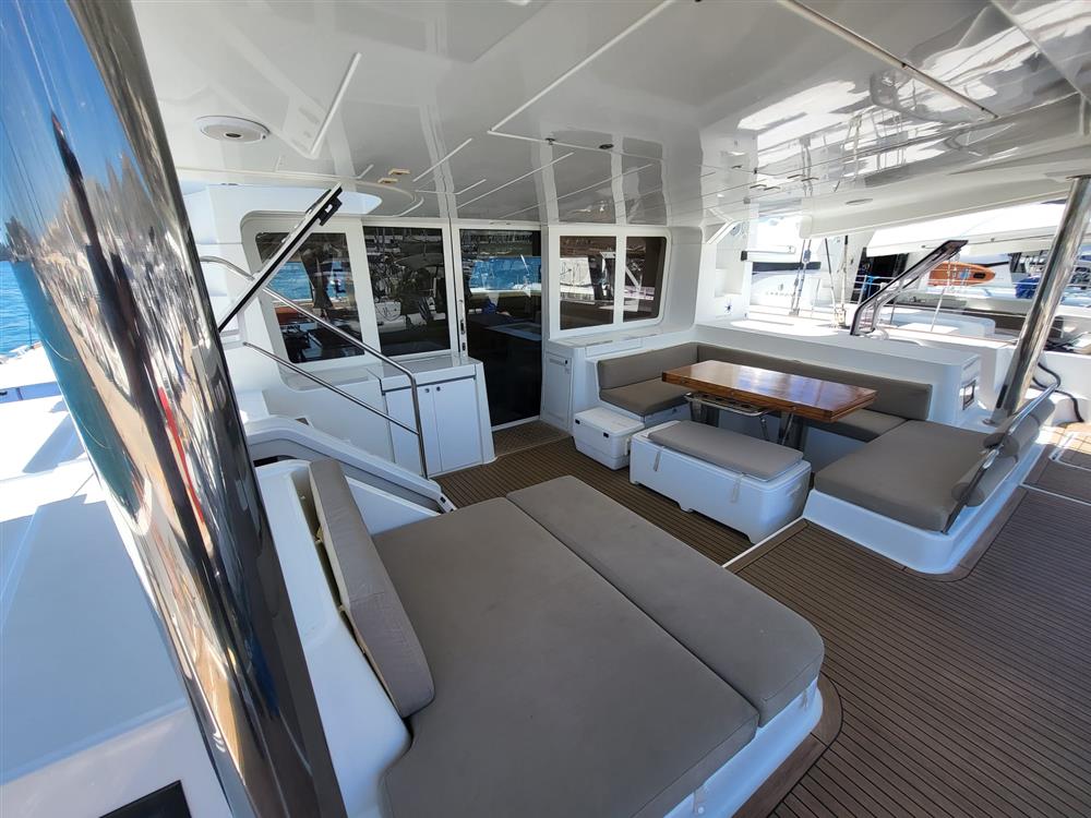 2017 Lagoon 52F for sale (photo 27)