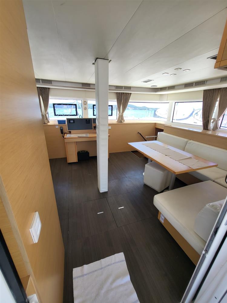 2017 Lagoon 52F for sale (photo 33)