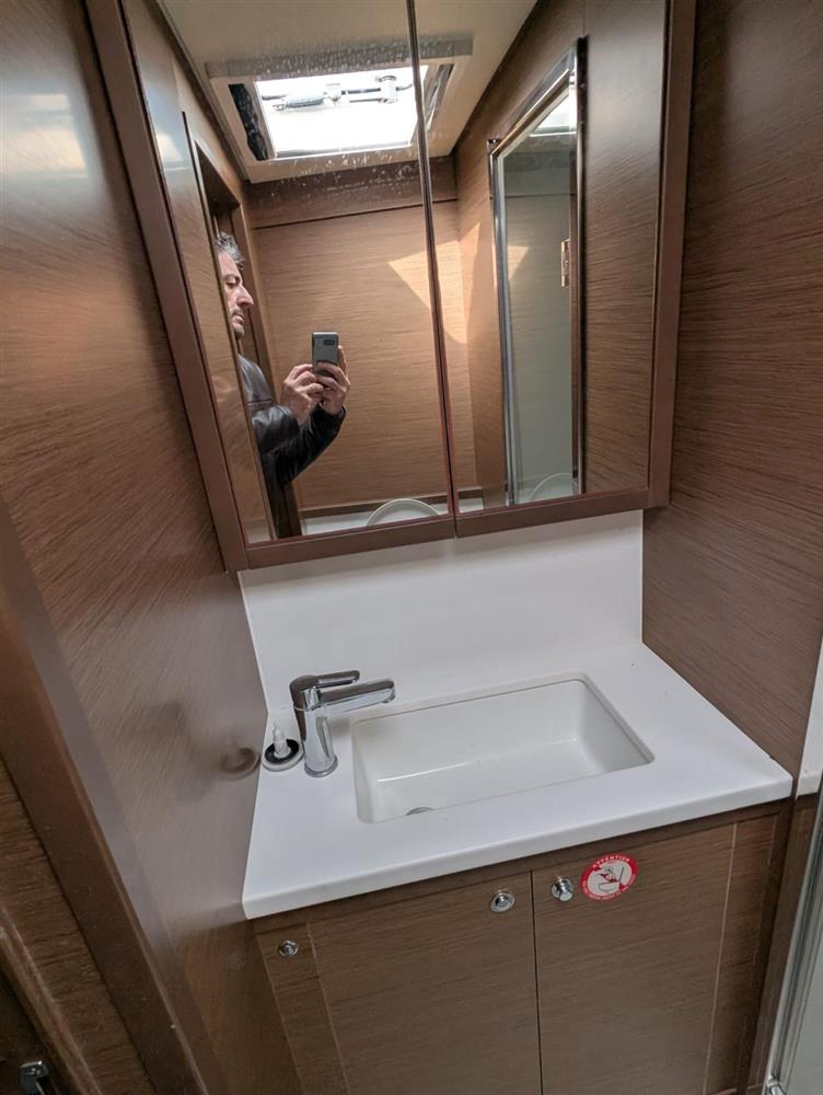 2017 Lagoon 52F for sale (photo 44)