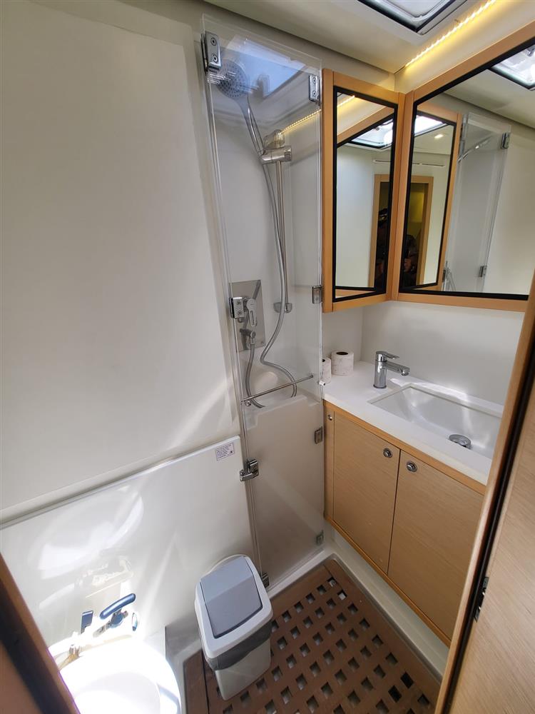 2017 Lagoon 52F for sale (photo 57)