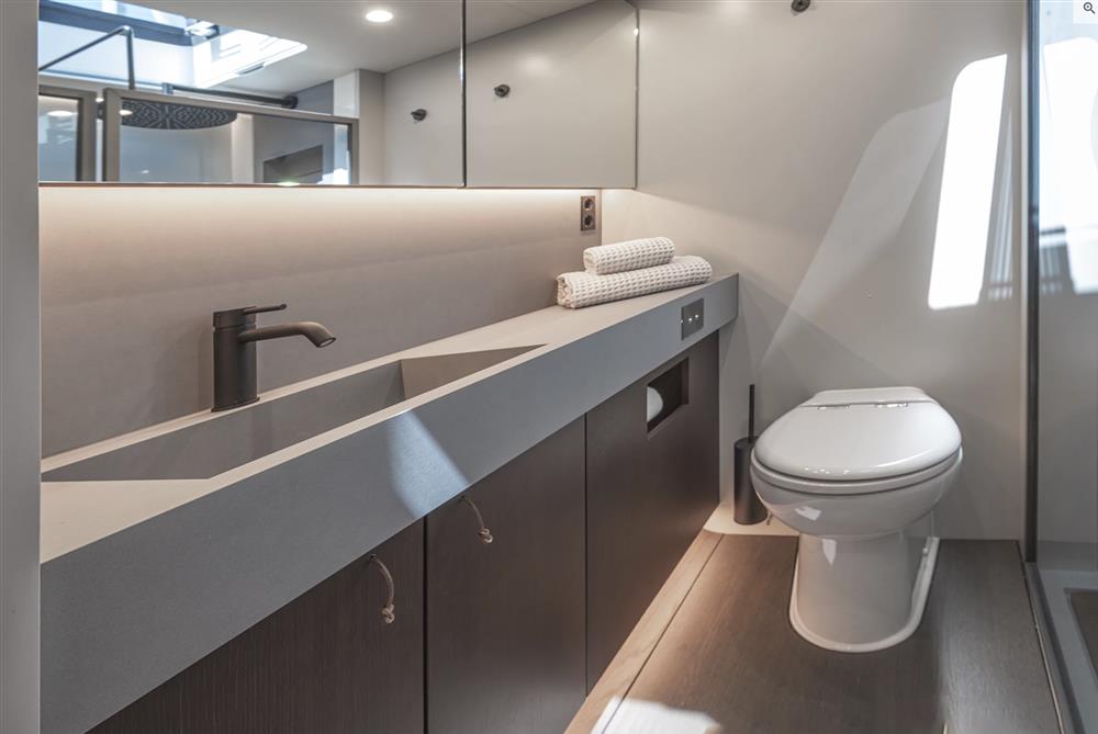 2022 YYachts Y9 Pilot House na sprzedaż (photo 23)