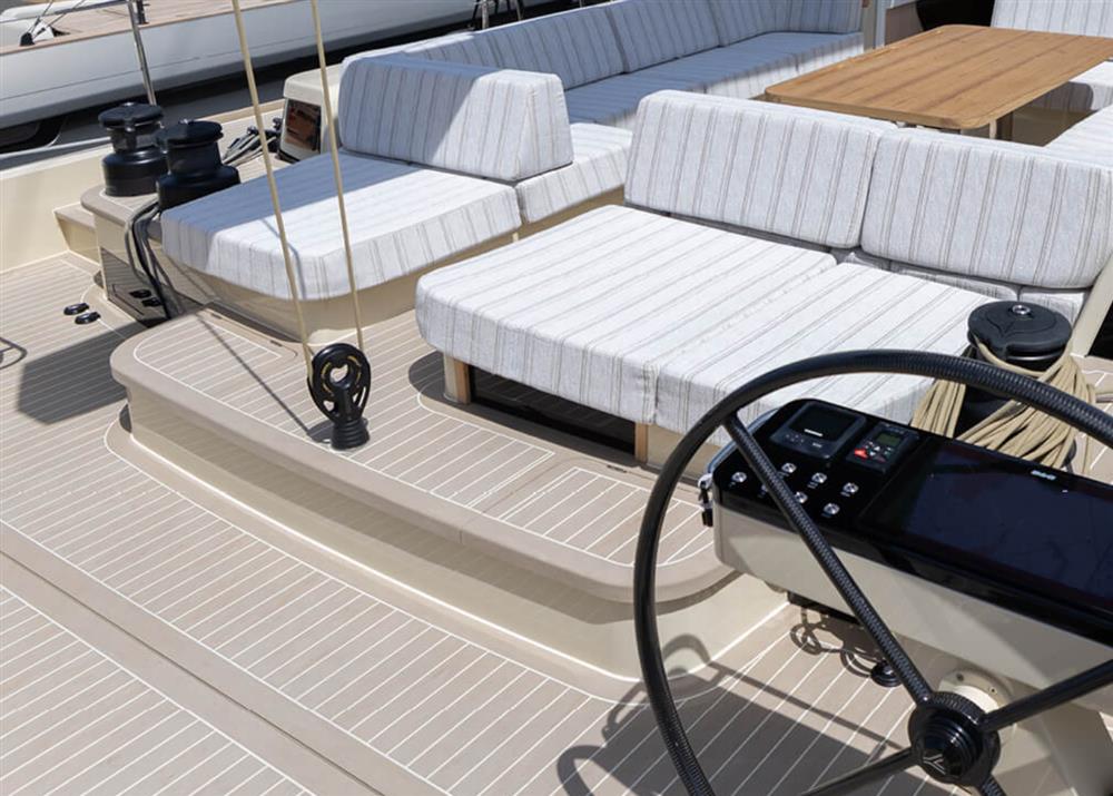 2026 YYachts Y7 for sale (photo 5)