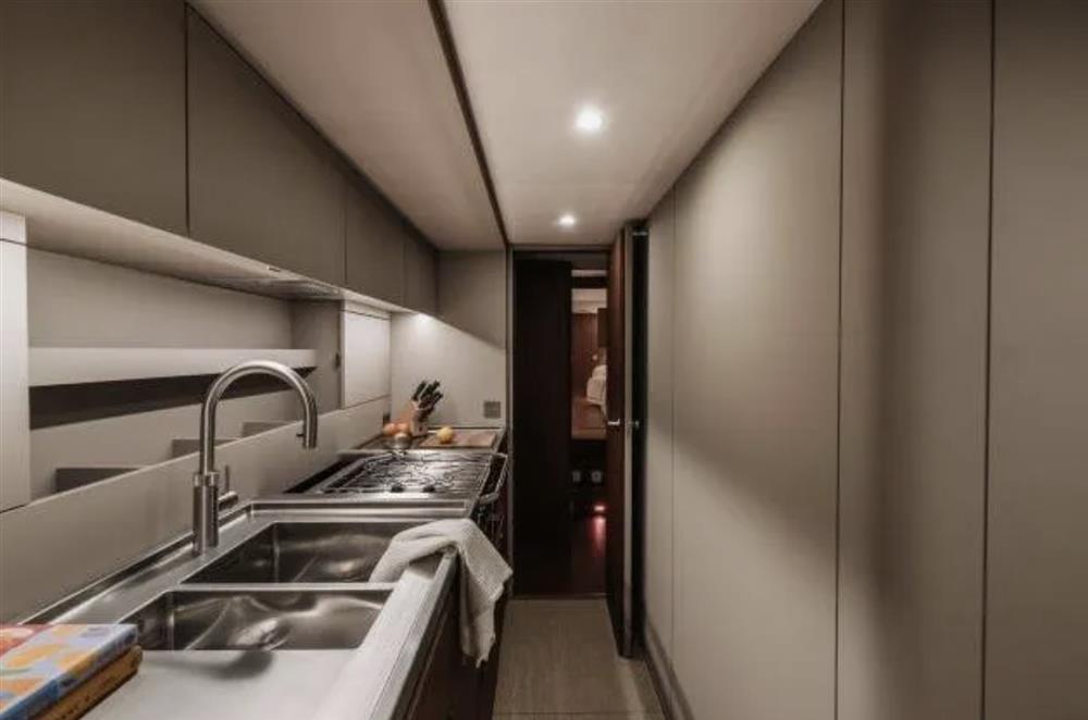 2024 YYachts Y8 à vendre (photo 14)