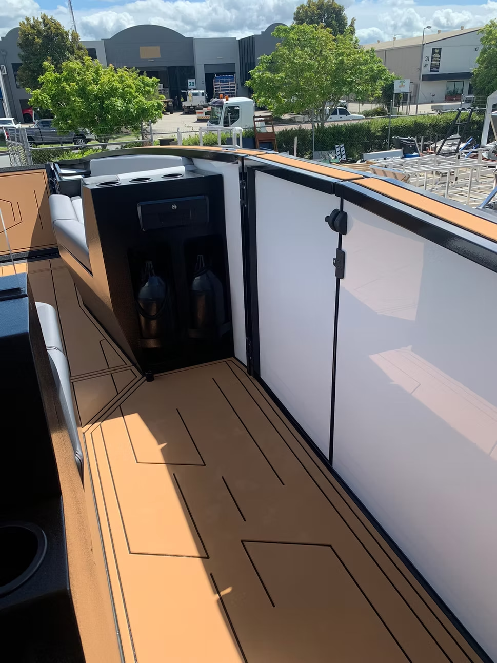 2026 Finish Line EXPLORER COLLECTION:"Sports Cat" Open & Enclosed Cabin zu verkaufen (photo 10)