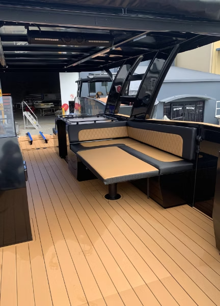 2026 Finish Line EXPLORER COLLECTION:"Tender Cat" Open & Enclosed Cabin in vendita (photo 4)
