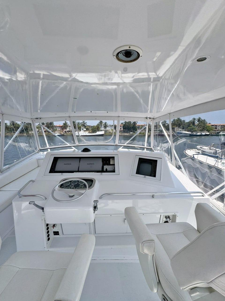 1998 Viking 58 Convertible for sale (photo 14)