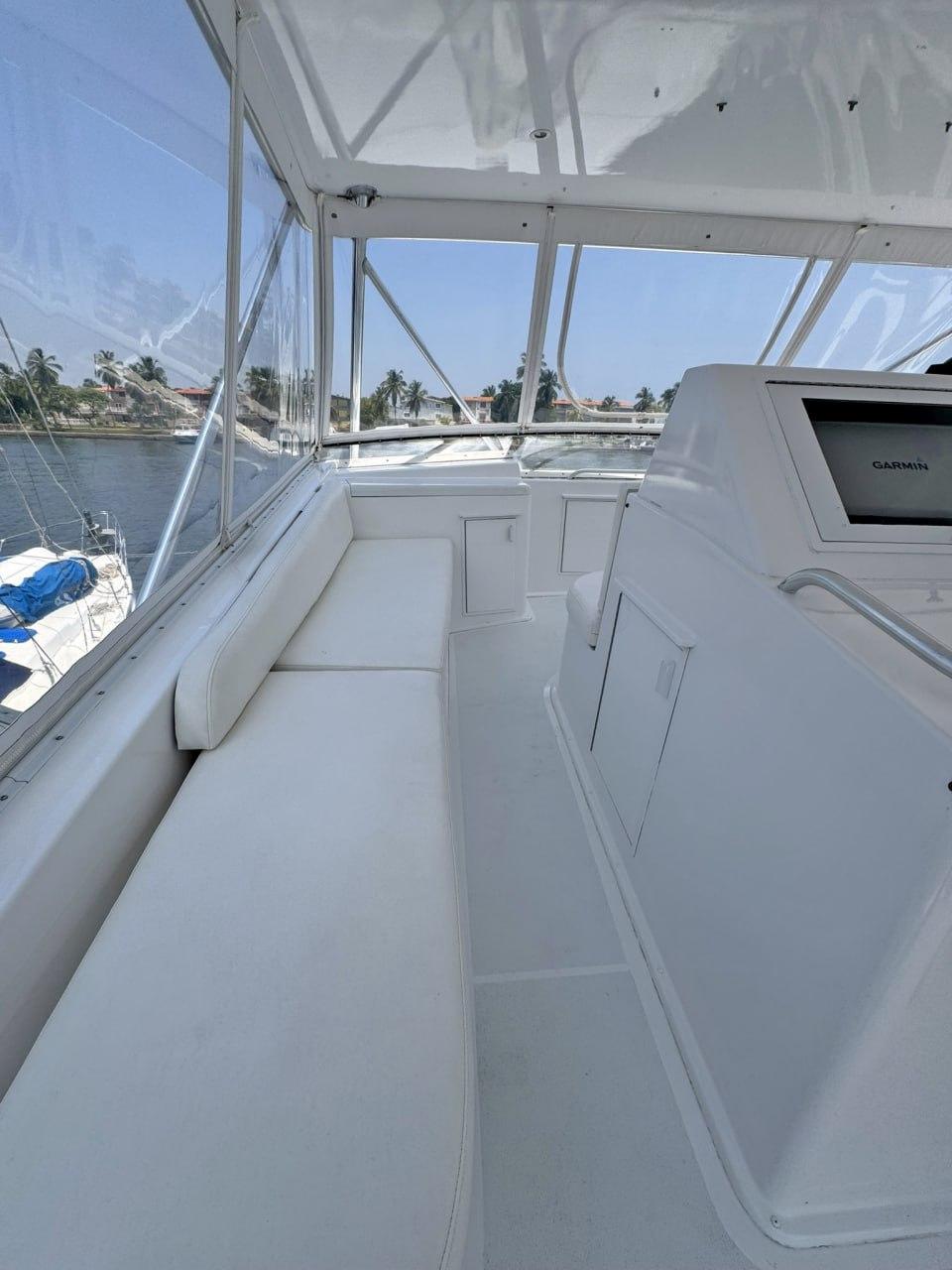 1998 Viking 58 Convertible for sale (photo 20)