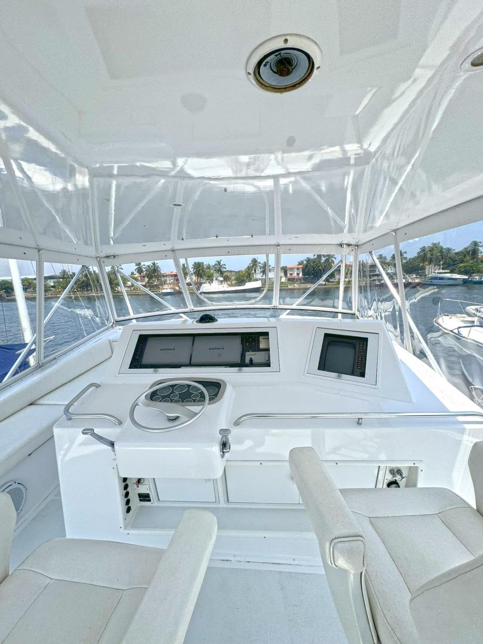 1998 Viking 58 Convertible for sale (photo 37)