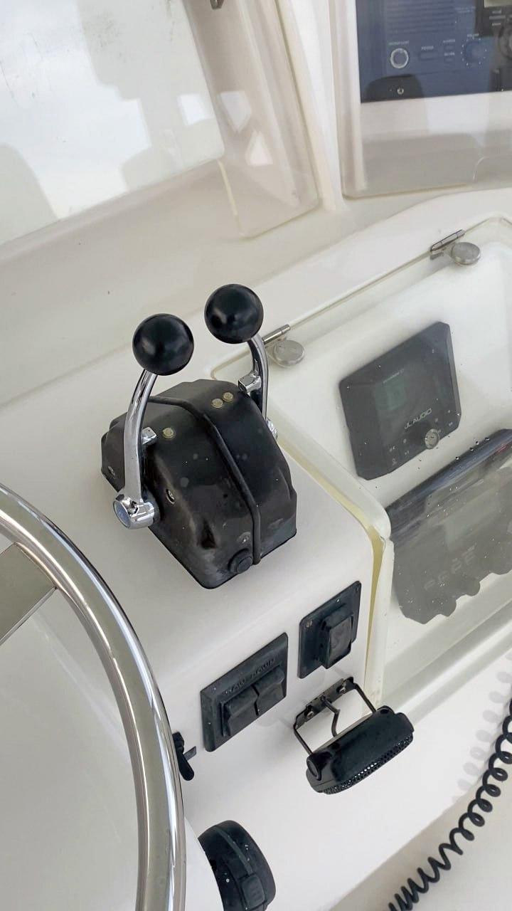 2004 Bertram 510 Convertible te koop (photo 28)