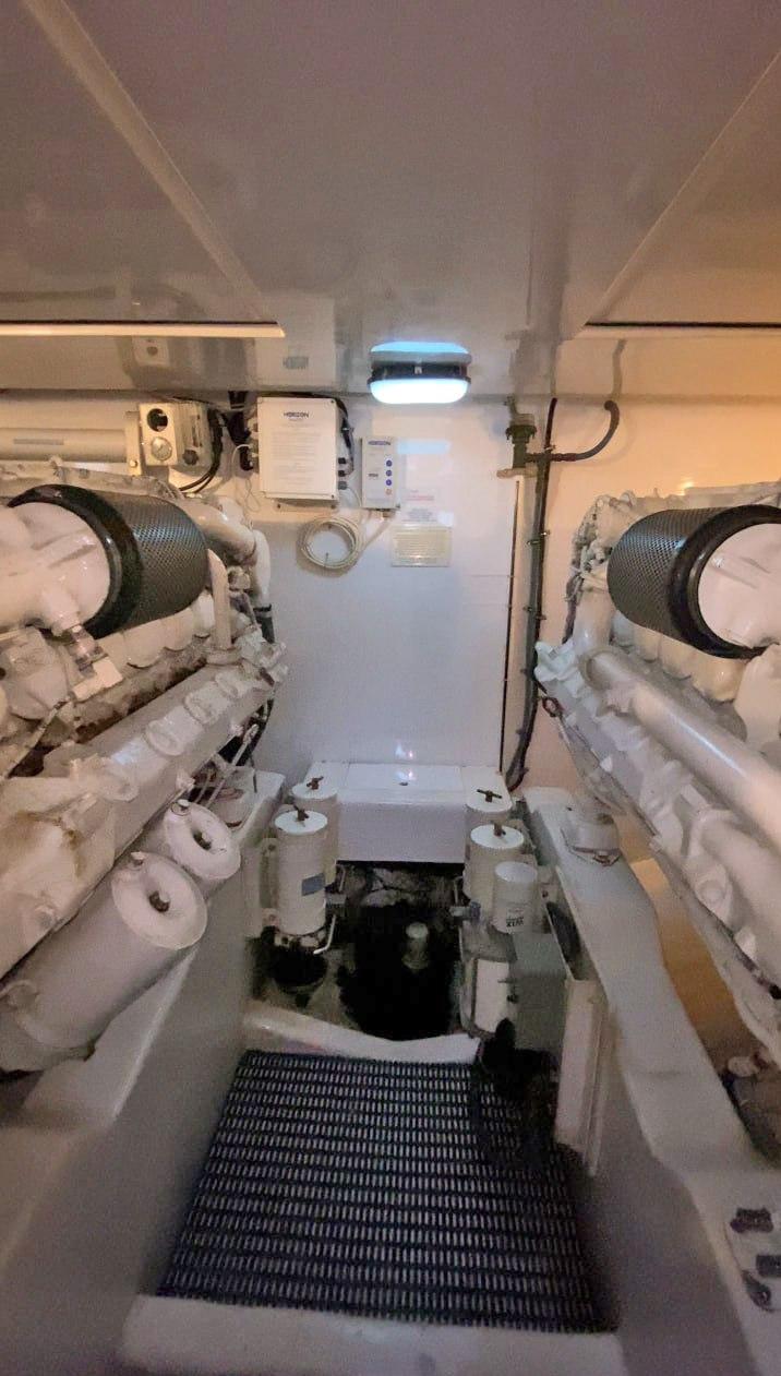 2004 Bertram 510 Convertible te koop (photo 41)