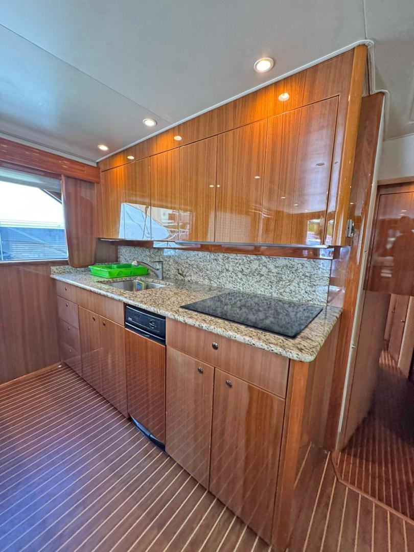 2008 Viking 68 Convertible à vendre (photo 6)