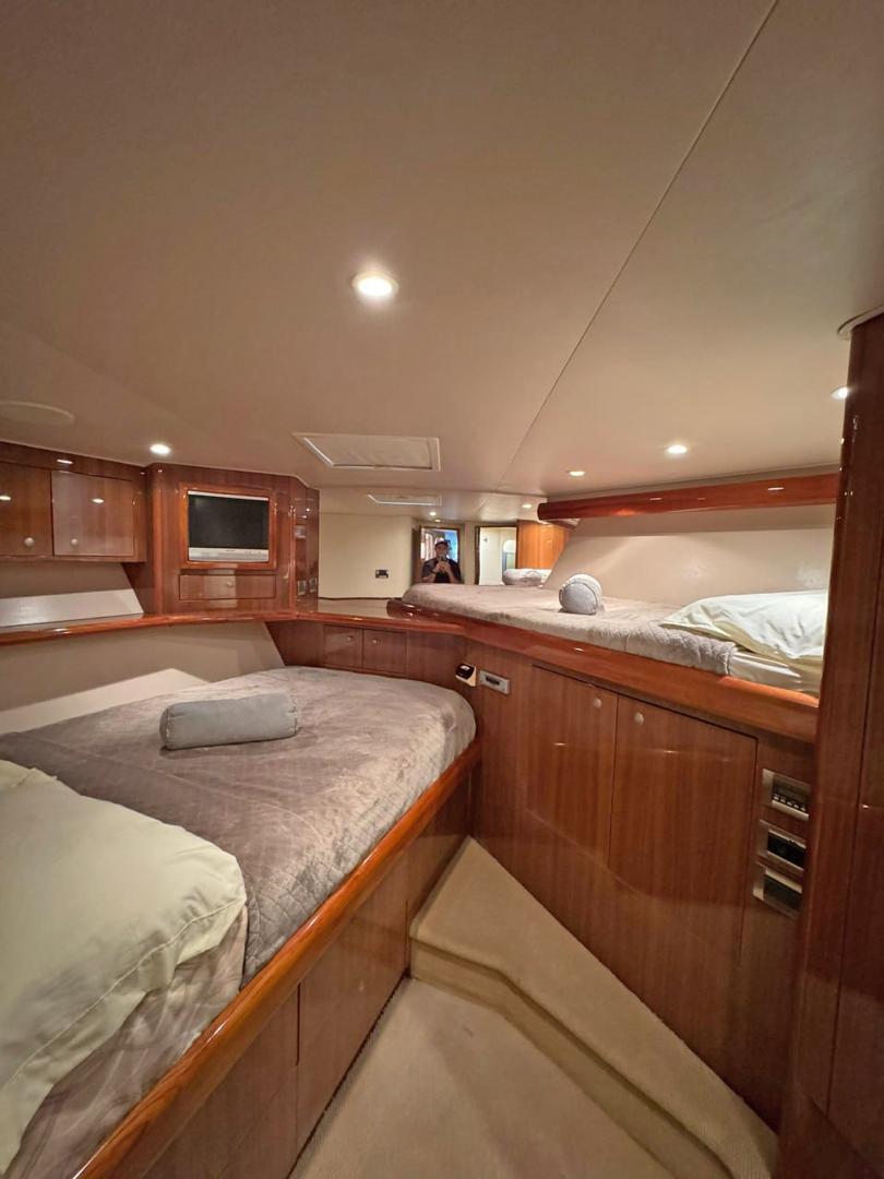 2008 Viking 68 Convertible à vendre (photo 11)