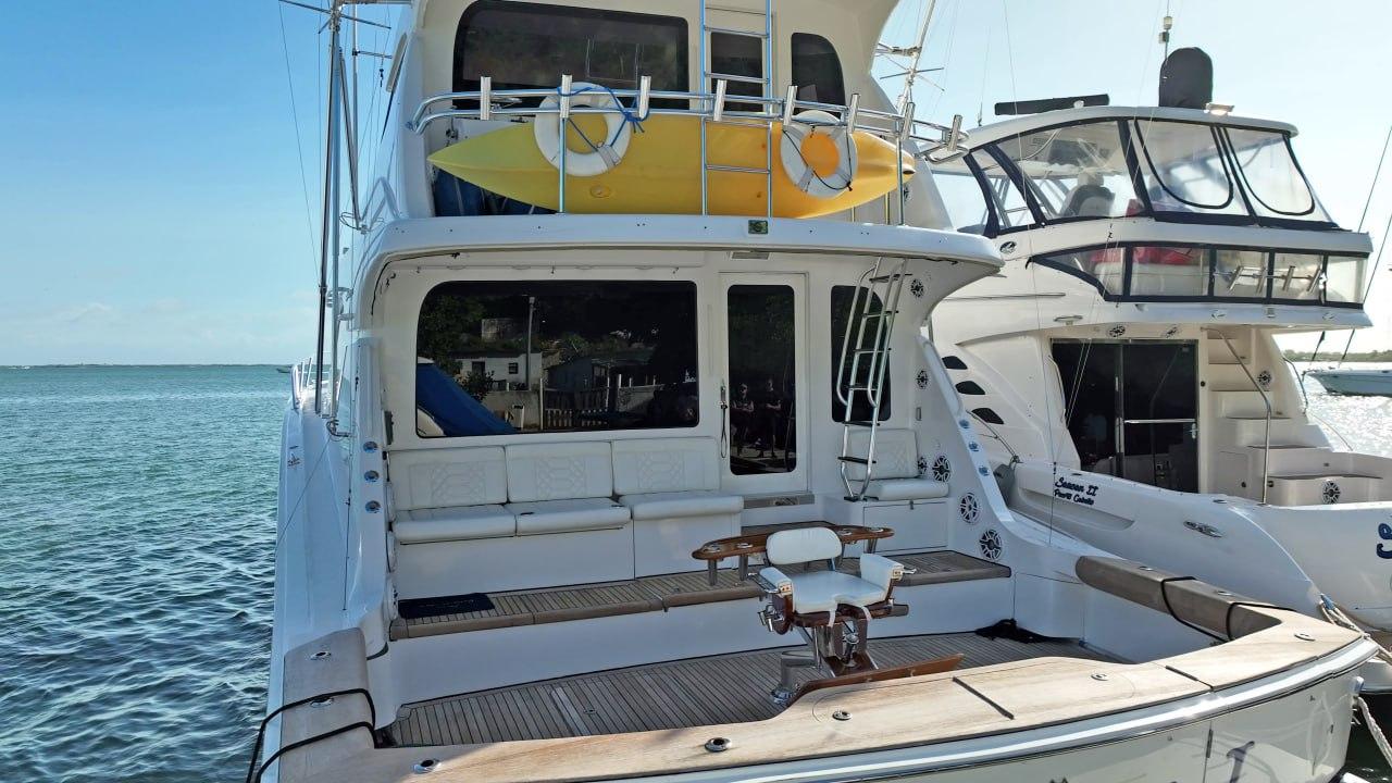 2007 Hatteras 68 Convertible en venta (photo 7)