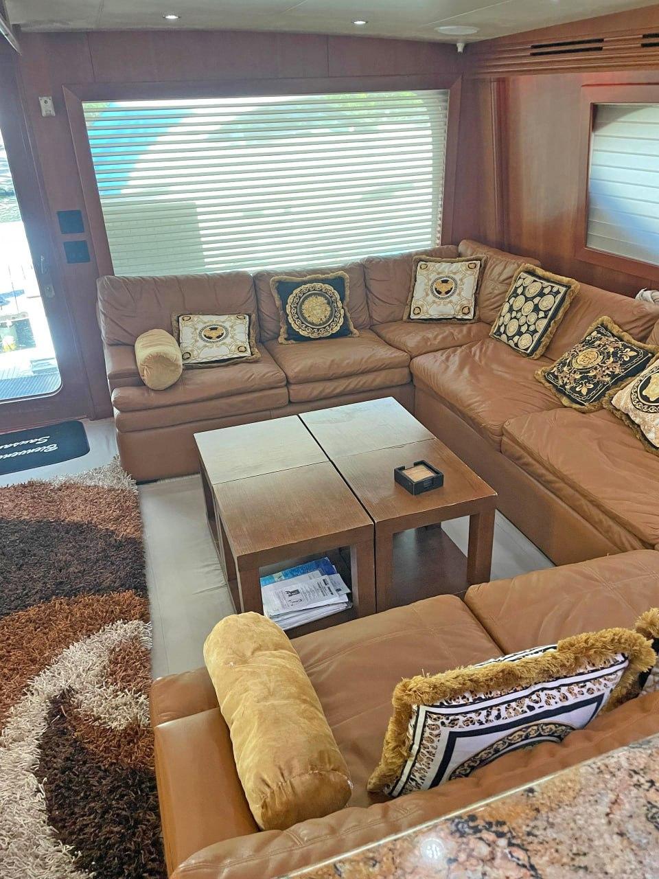 2007 Hatteras 68 Convertible en venta (photo 10)