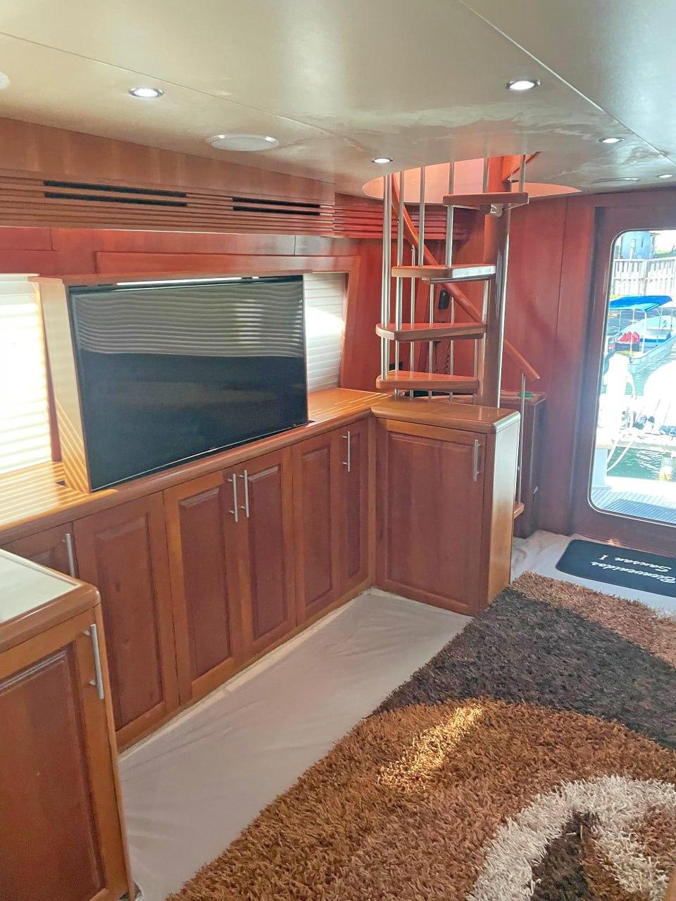 2007 Hatteras 68 Convertible en venta (photo 14)