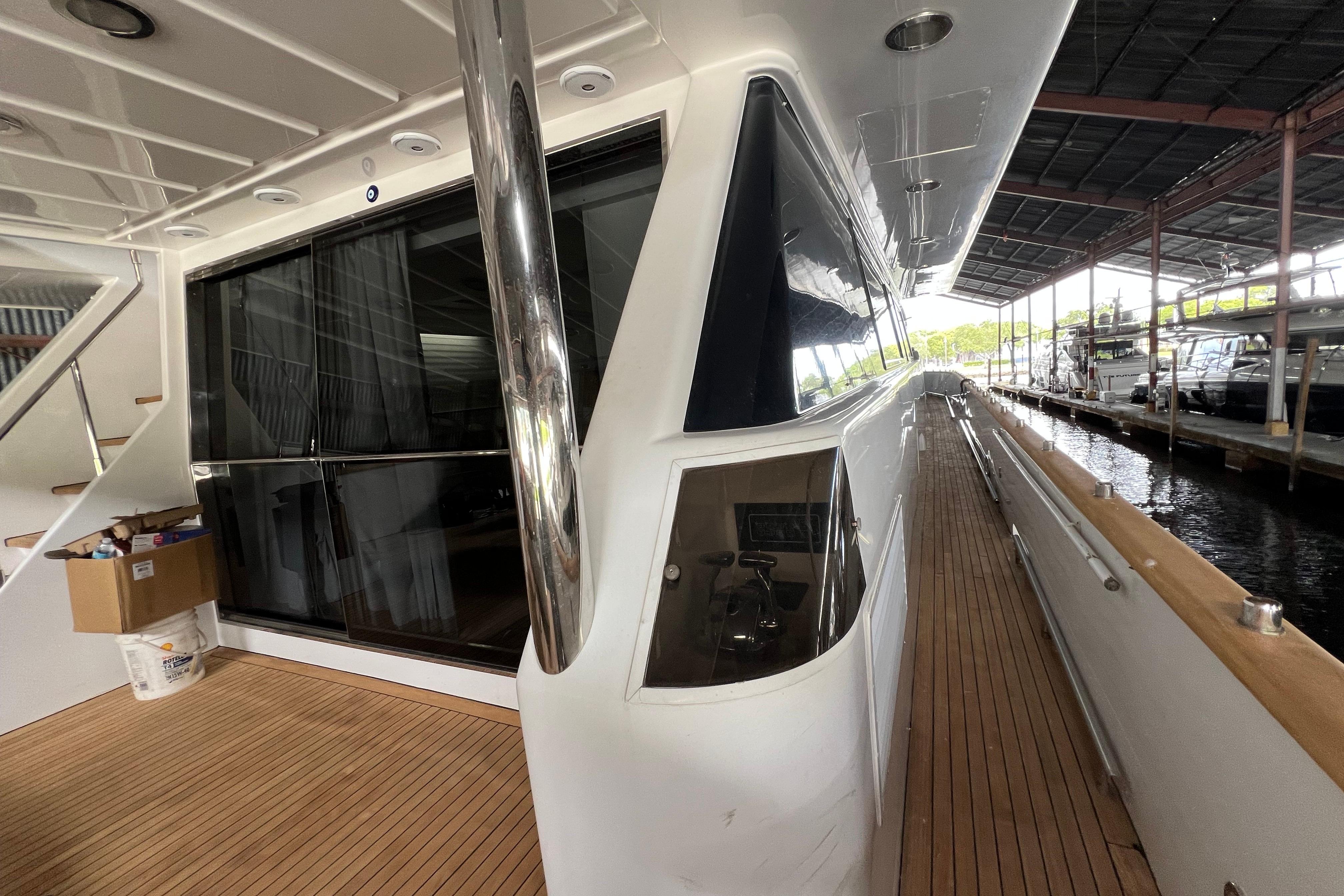 2001 Falcon 106 zu verkaufen (photo 14)