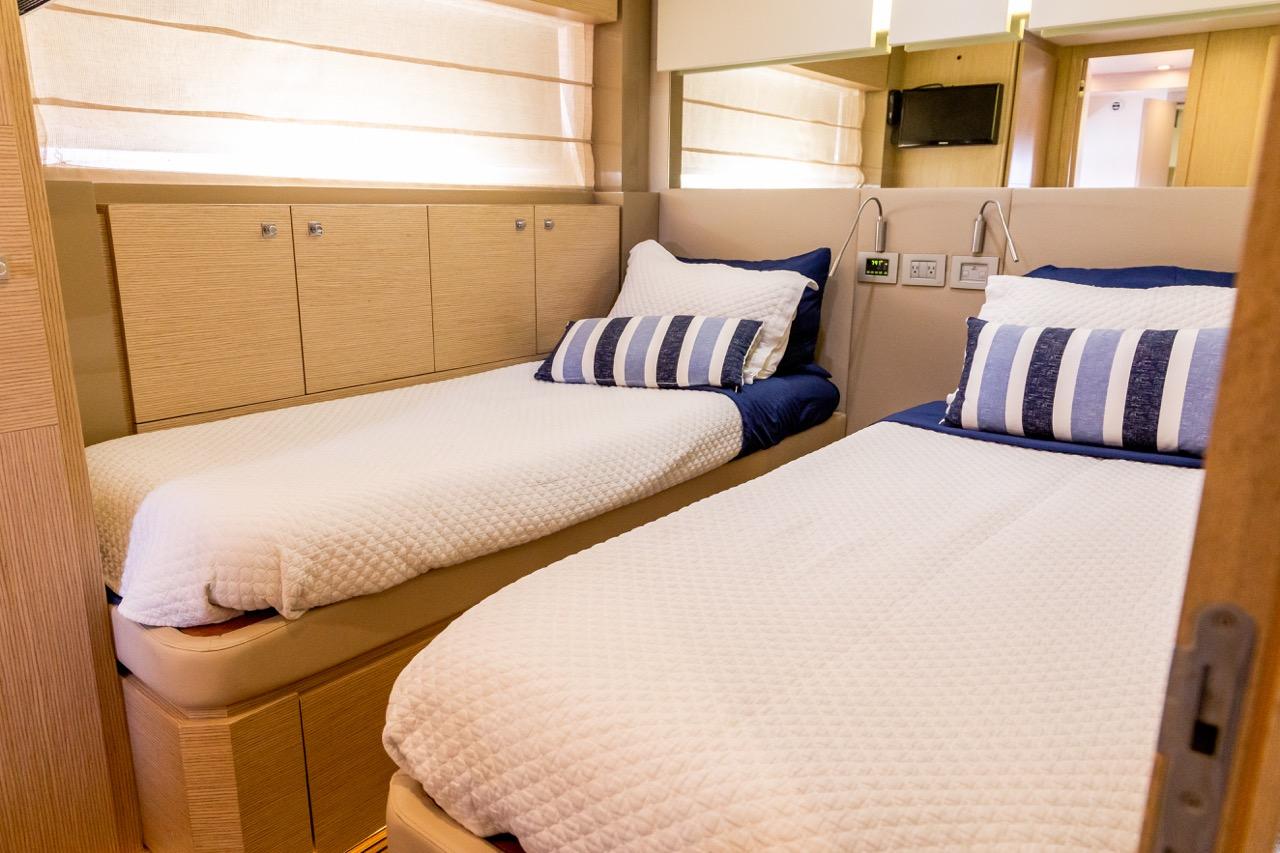 2013 Ferretti Yachts 720 zu verkaufen (photo 15)