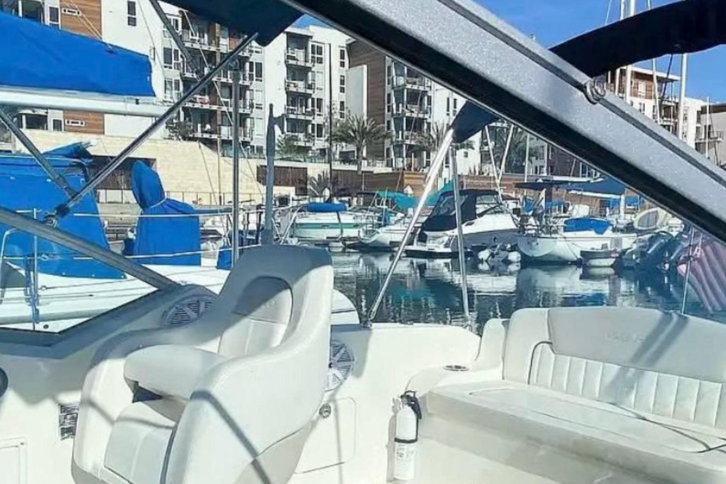 2011 Sea Ray 240 Sundancer na sprzedaż (photo 6)