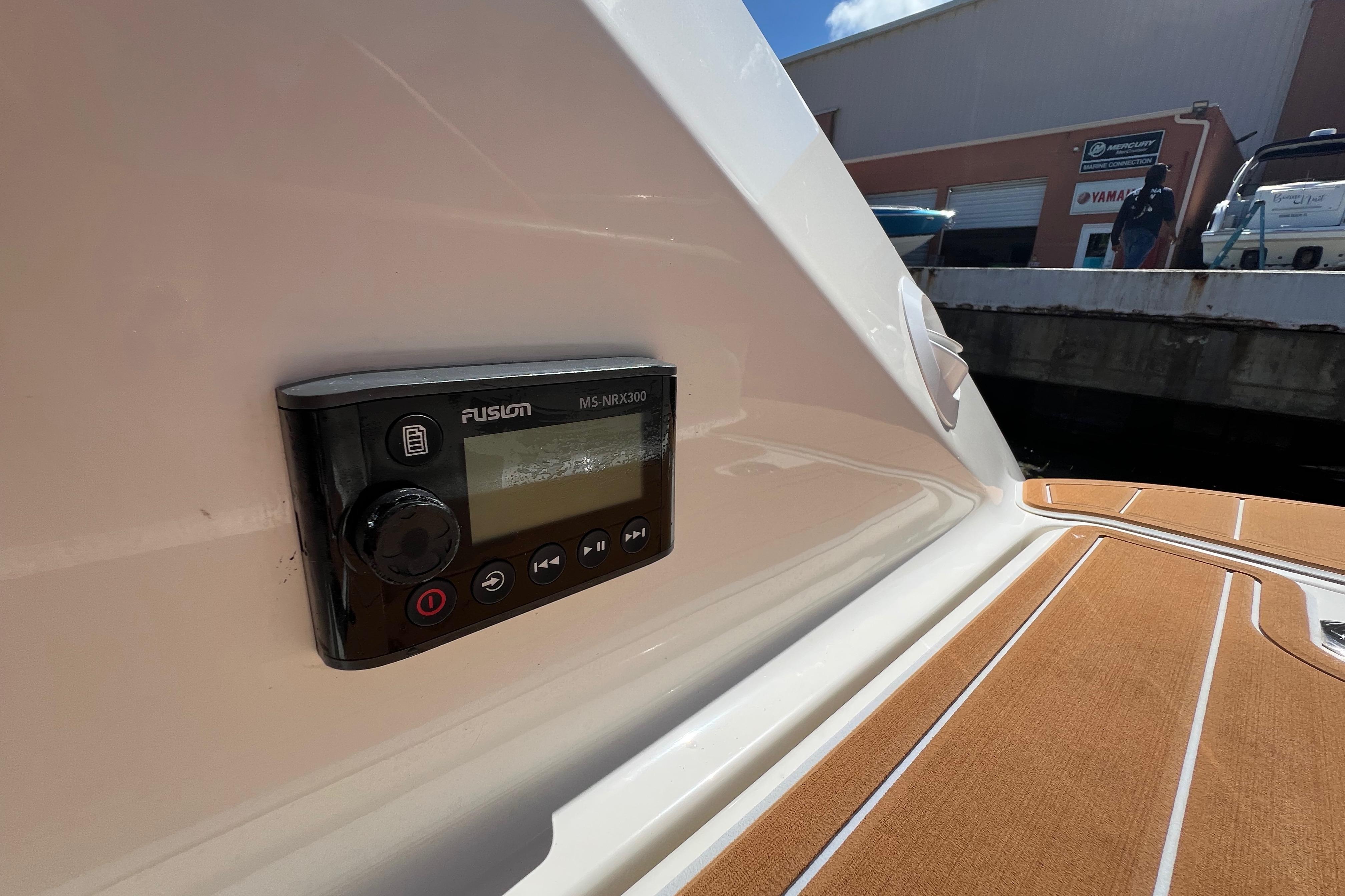 2020 Sea Ray SLX 280 zu verkaufen (photo 46)
