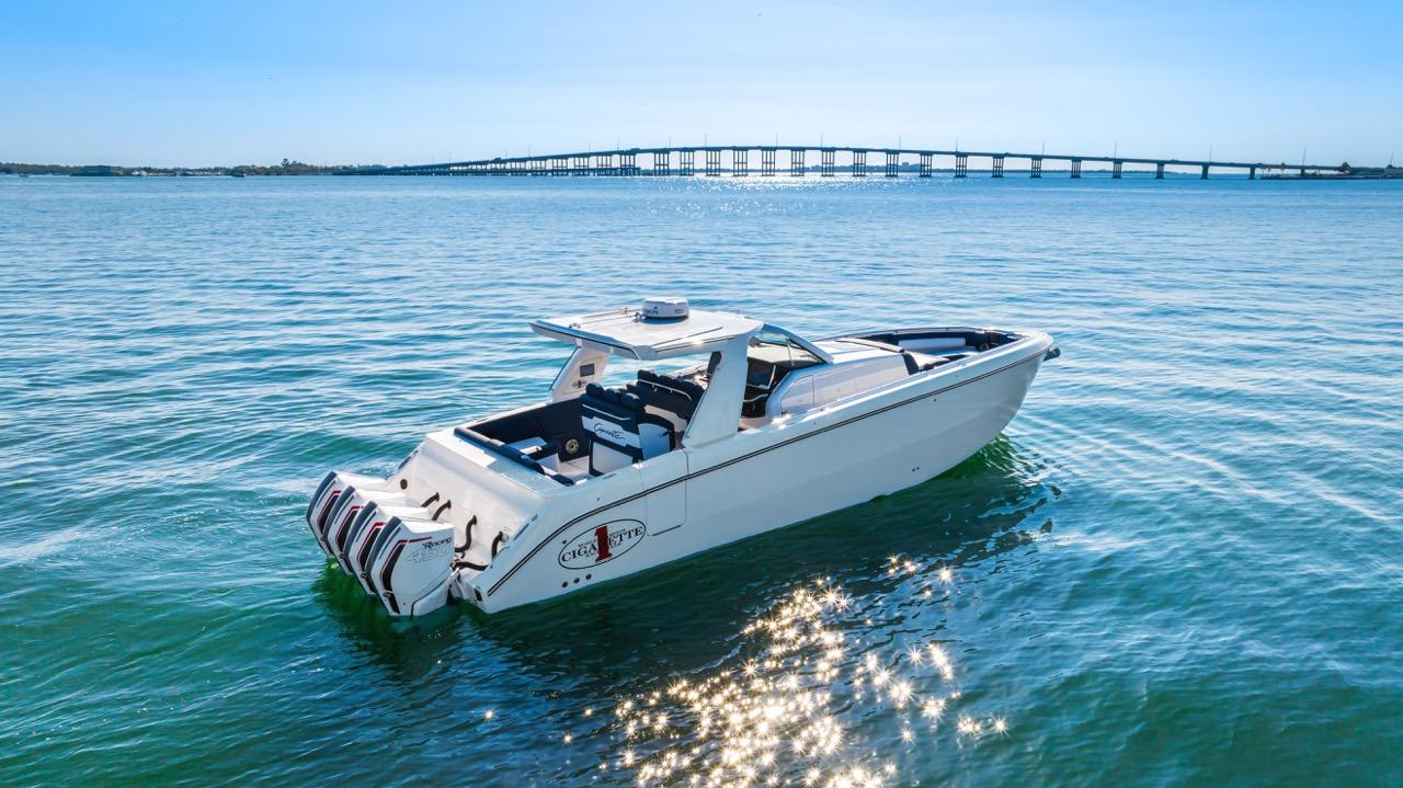 2023 Cigarette 42' Auroris en venta (photo 6)