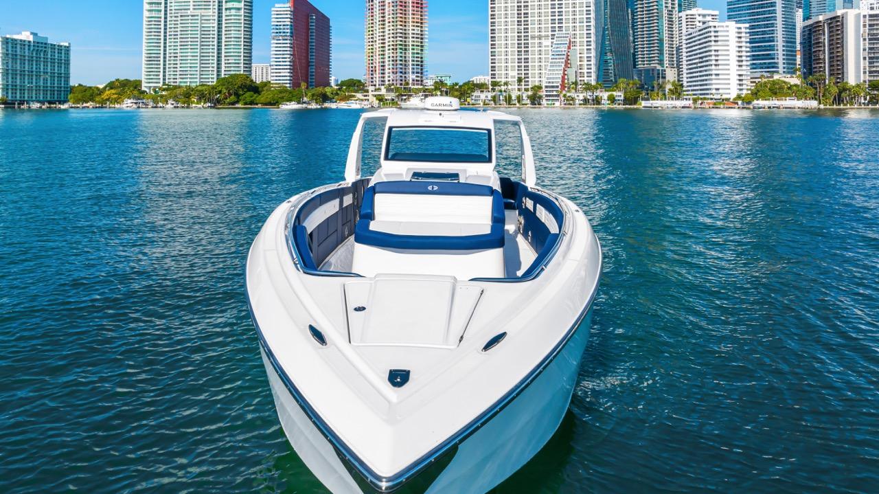 2023 Cigarette 42' Auroris en venta (photo 10)