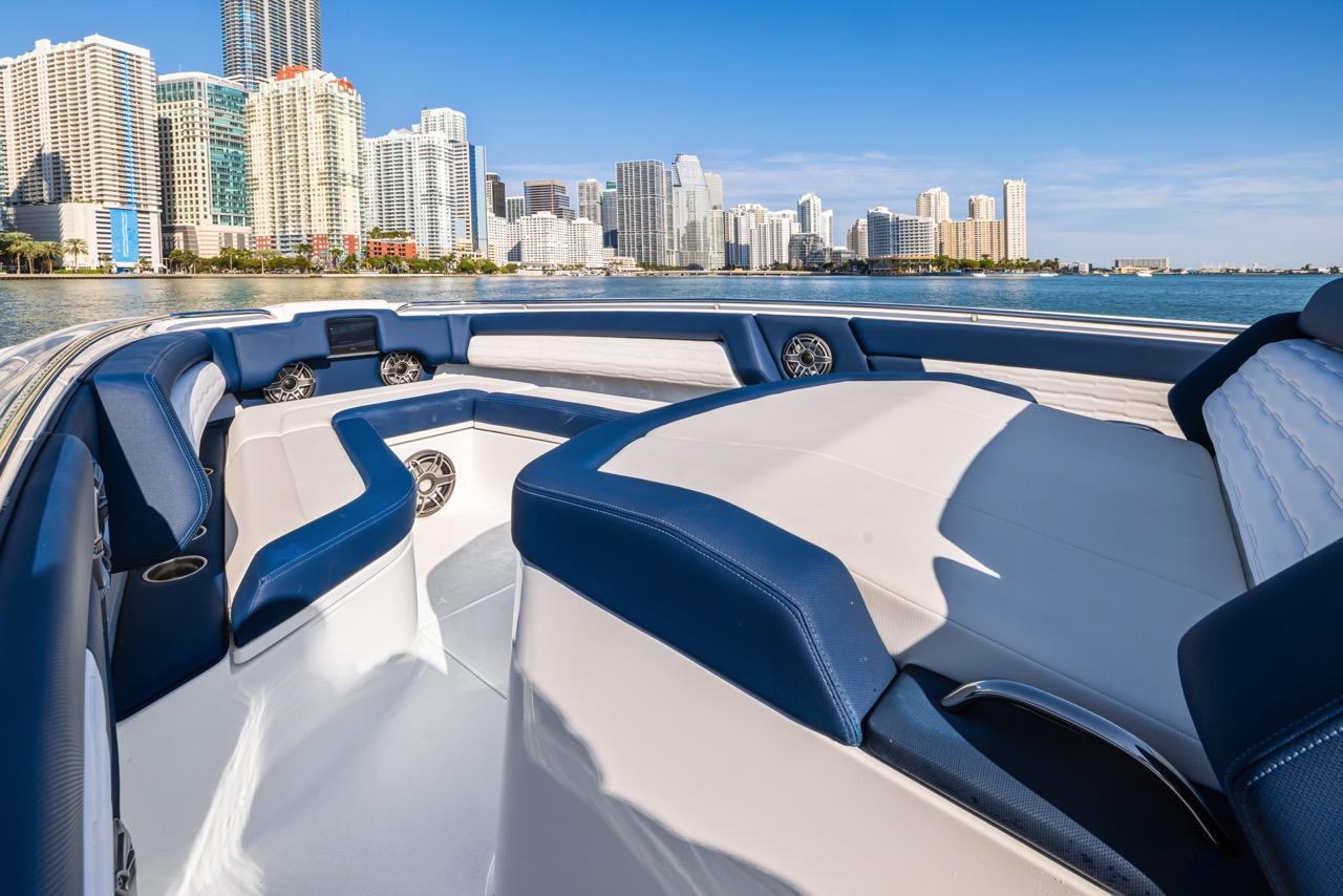 2023 Cigarette 42' Auroris en venta (photo 12)